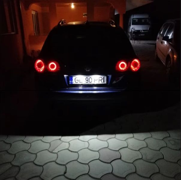Підсвітка номерного знака LED Canbus VW T5,CADY, PASSAT, SKODA SUPERB, Golf 5 136704 фото